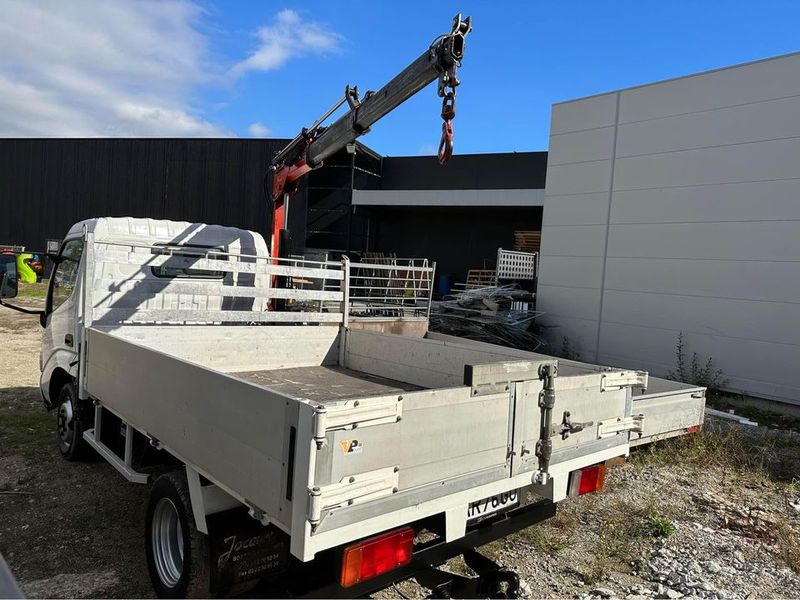 Toyota Dyna • 2007 • 59,000 km 3