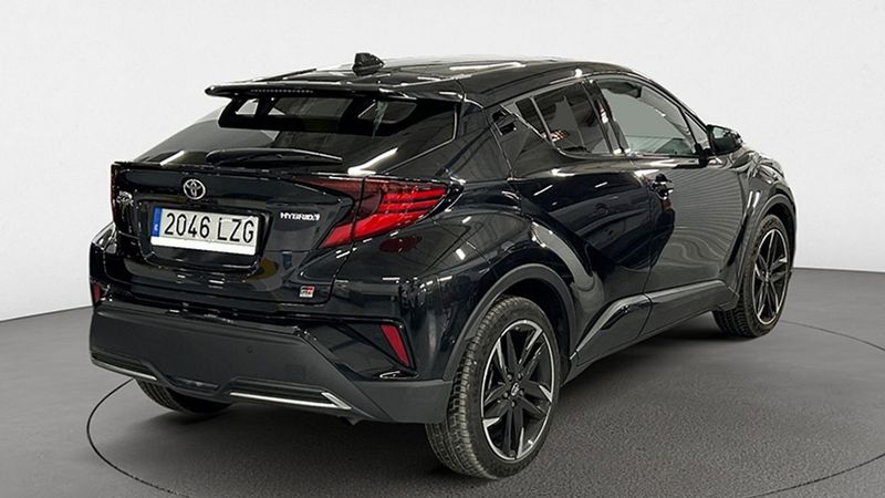 Toyota C-HR • 2022 • 11,000 km 4