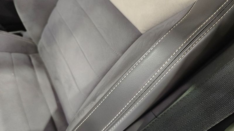 Volkswagen Multivan • 2022 • 48,142 km 12