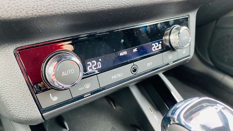 Škoda Favorit • 2019 • 57,000 km 9