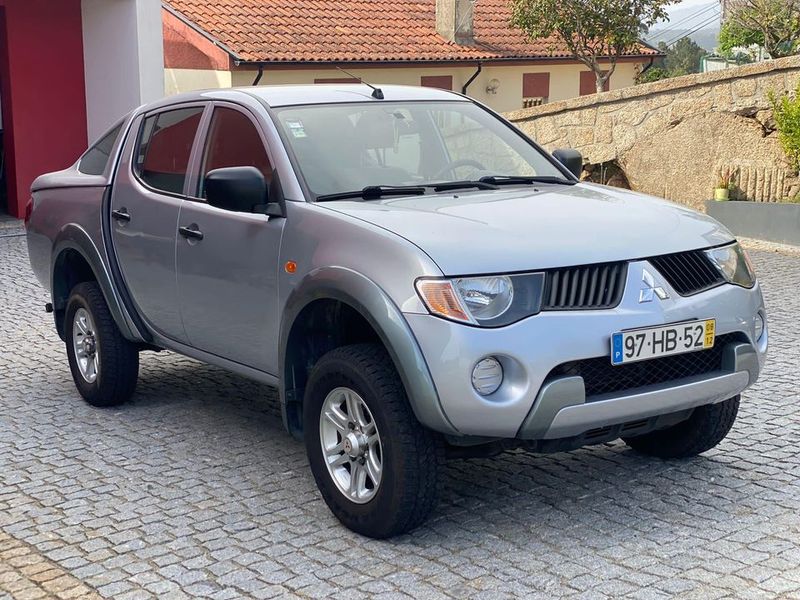 Mitsubishi L200 • 2015 • 87,000 km 1