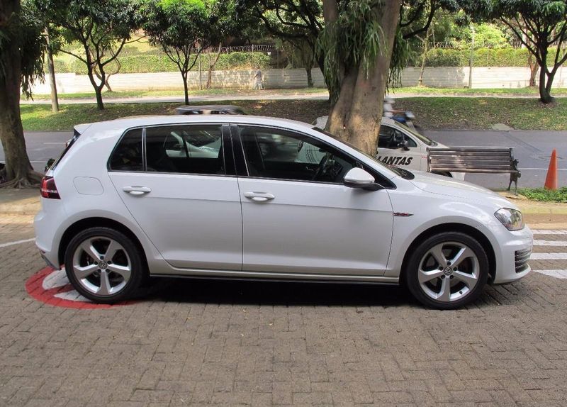 Volkswagen Golf GTI • 2015 • 95,000 km 2