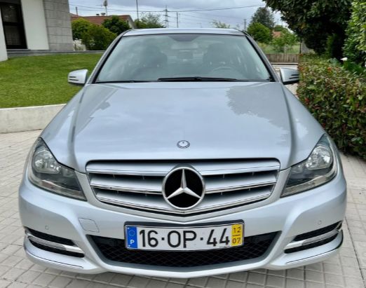 Mercedes-Benz C • 2010 • 265,000 km 1