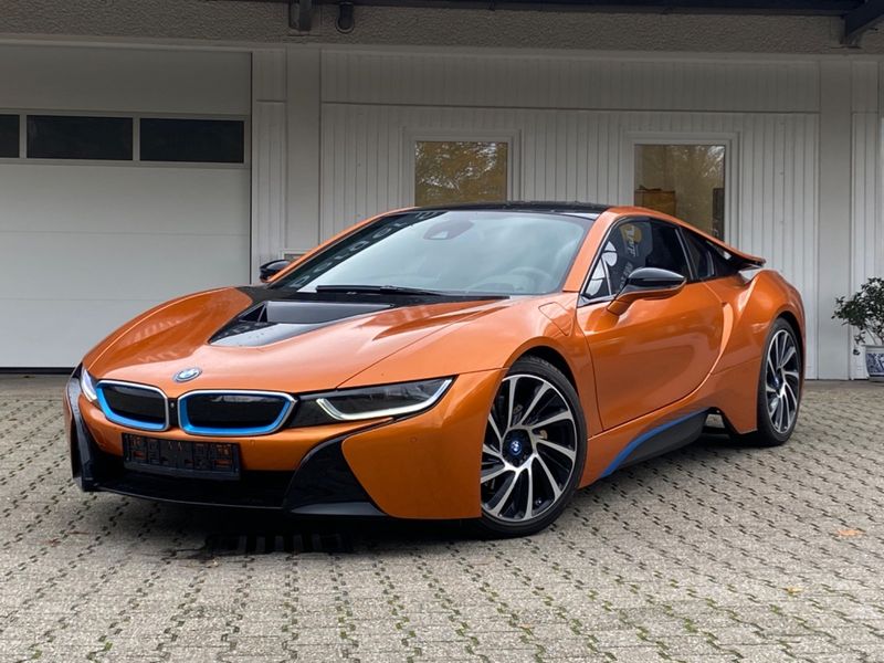 BMW i8 • 2015 • 132,108 km 1