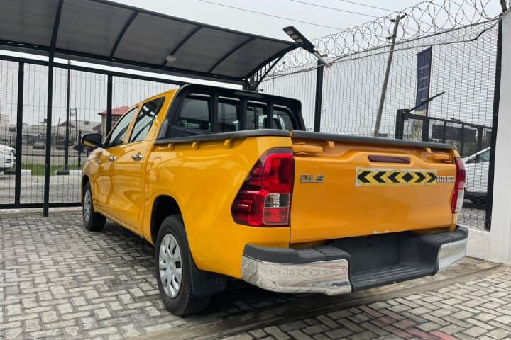 Toyota Hilux • 2016 • 54 km 3