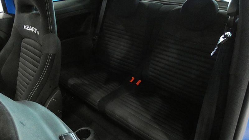 Fiat 500 • 2021 • 23,789 km 16