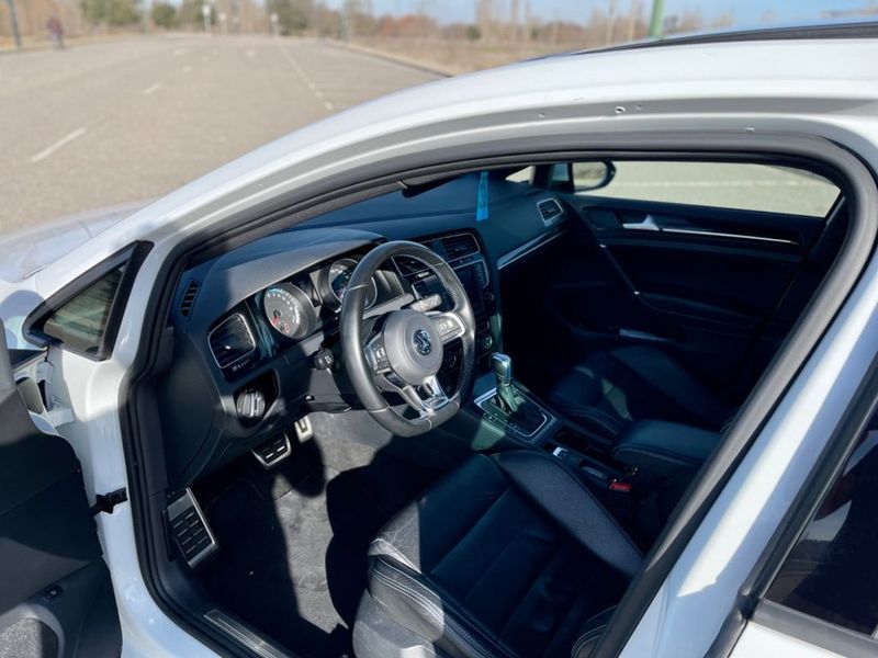 Volkswagen Golf • 2015 • 219,000 km 5