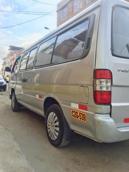 Foton View • 2011 • 10 km 5