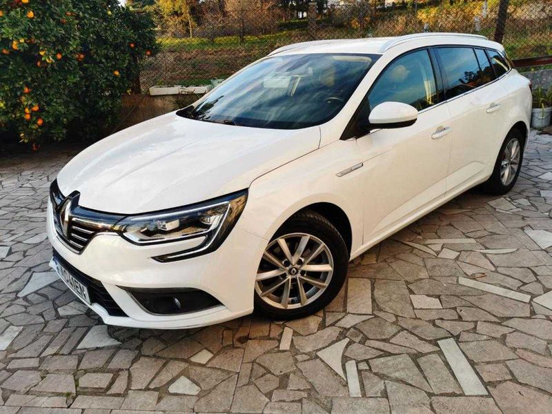 Renault Mégane • 2017 • 141,000 km 3
