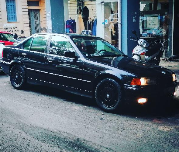 BMW  • 1993 • 200,000 km 6