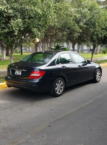 Mercedes-Benz C • 2012 • 77,000 km 3