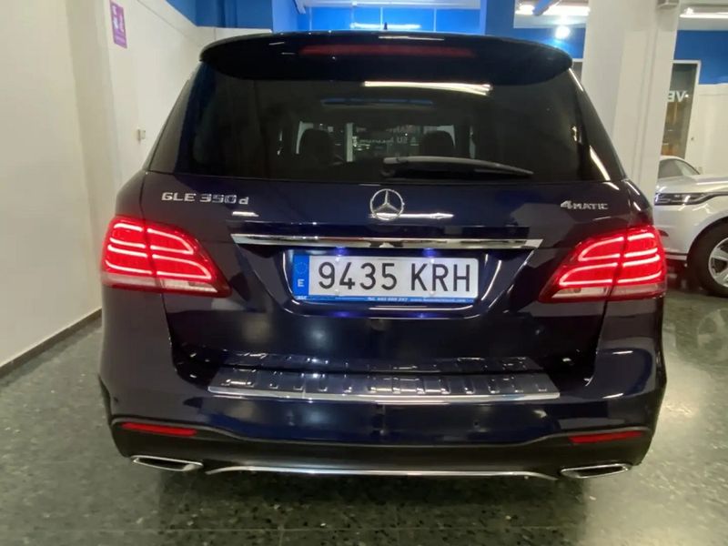 Mercedes-Benz GLE-Class • 2018 • 130,000 km 6
