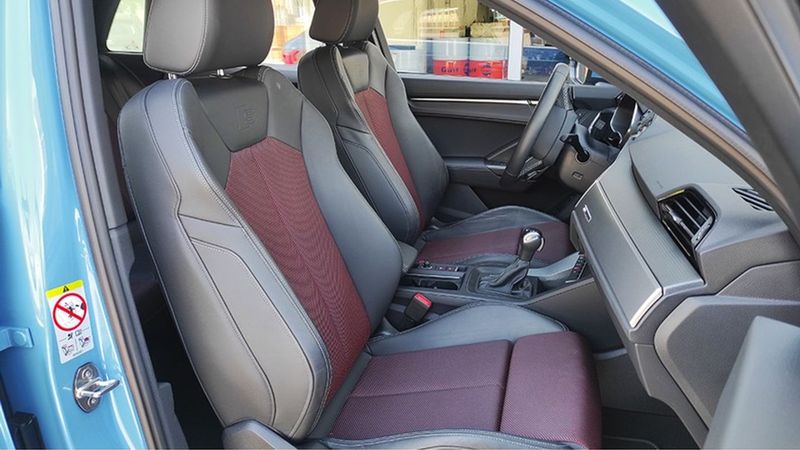 Audi Q3 • 2023 • 12,679 km 17