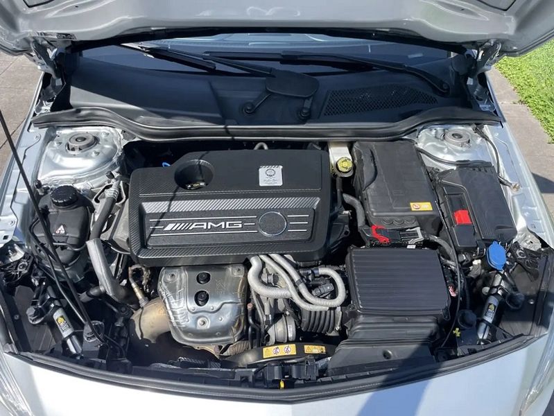 Mercedes-Benz A-Class • 2014 • 129,800 km 10