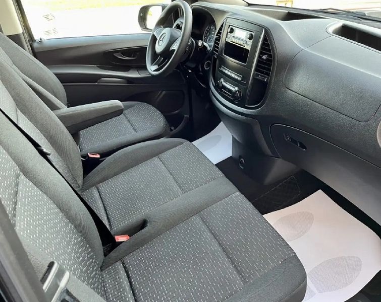 Mercedes-Benz Sprinter • 2022 • 97,589 km 10