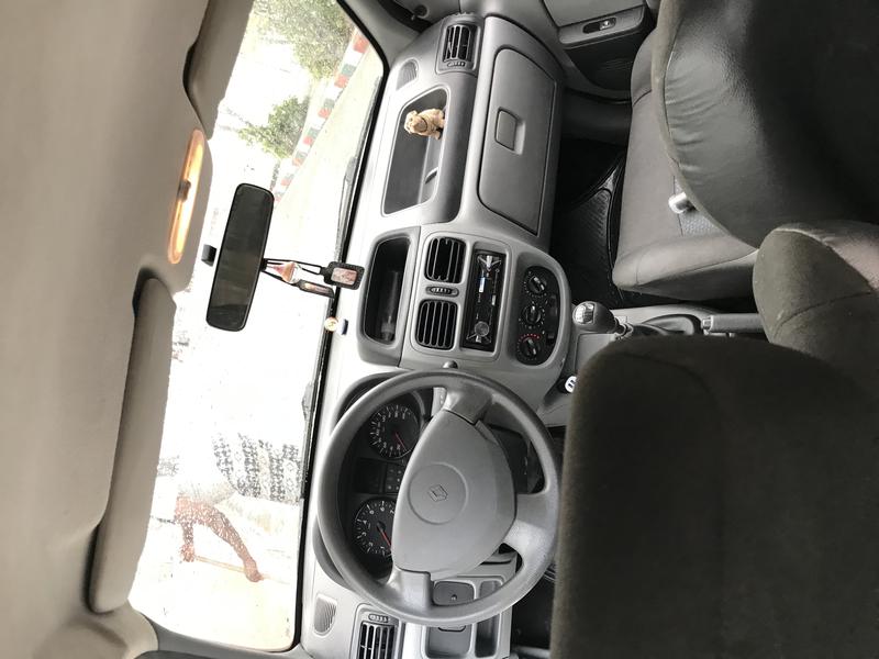 Renault Clio • 2016 • 49,633 km 4