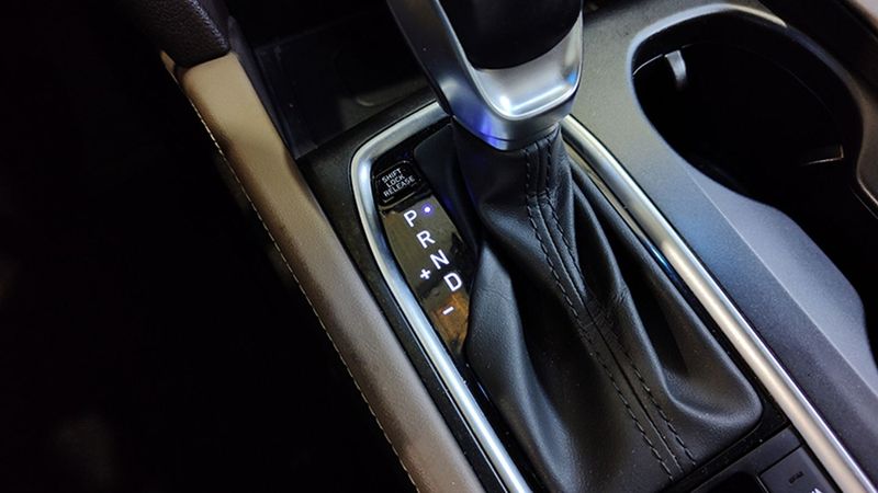 Hyundai Santa Fe • 2019 • 120,746 km 5