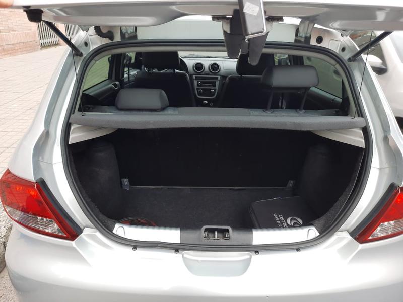 Volkswagen Gol • 2012 • 75,000 km 4