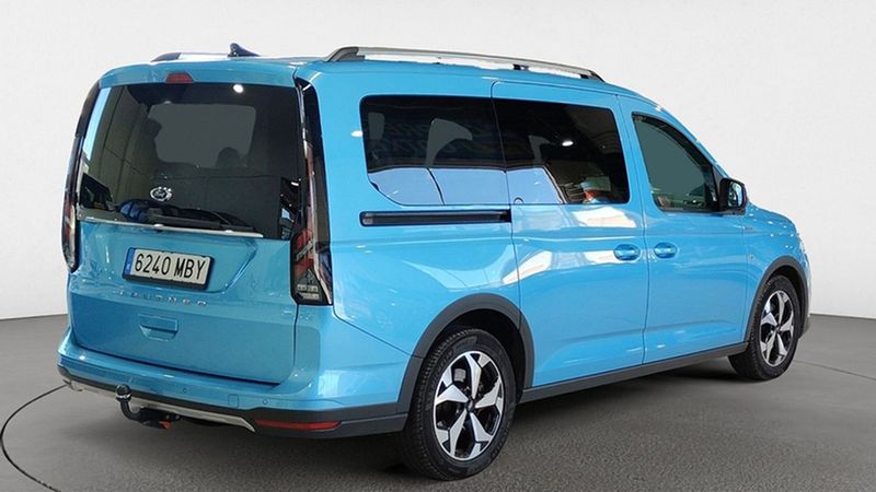Ford Tourneo Connect • 2022 • 45,035 km 4