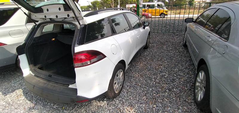 Renault Clio • 2015 • 212,000 km 9