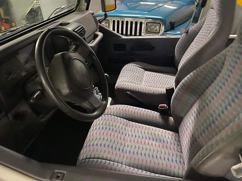 Jeep Wrangler • 1997 • 33,000 km 5