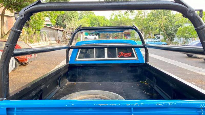 Isuzu Panther • 1982 • 10,000 km 5