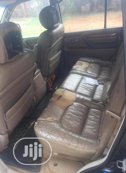 Lexus LX • 2001 • 153,000 km 4