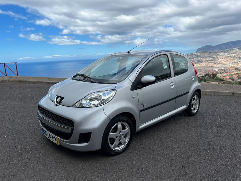 Peugeot 106 • 2011 • 51,000 km 2