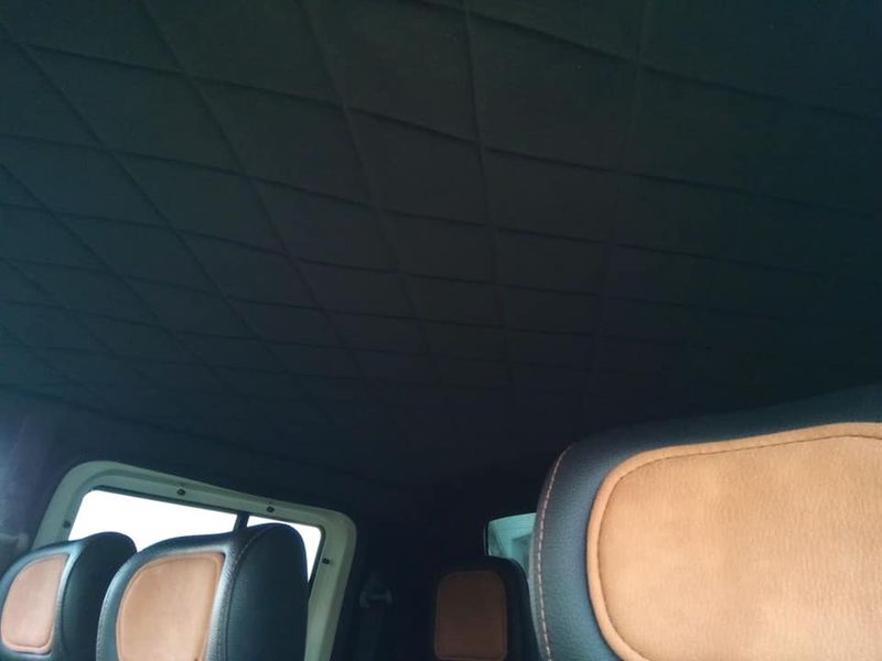 Volkswagen T5 Transporter Shuttle • 1999 • 90,000 km 7