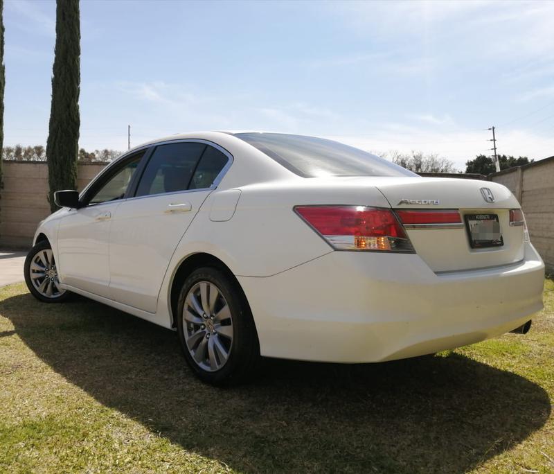 Honda Accord • 2012 • 104,662 km 15