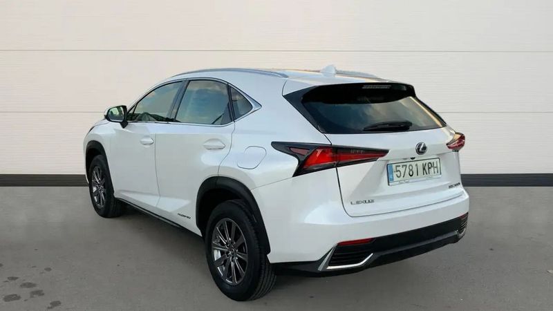 Lexus NX • 2018 • 82,052 km 5