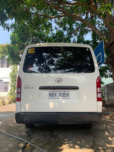 Toyota Hiace Van • 2017 • 114,000 km 3
