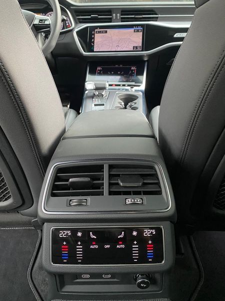 Audi A6 • 2020 • 38,000 km 9