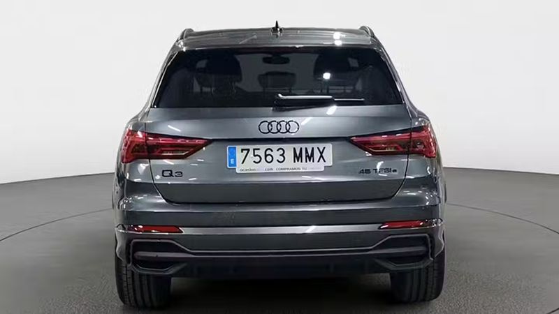 Audi Q3 • 2024 • 7,333 km 12