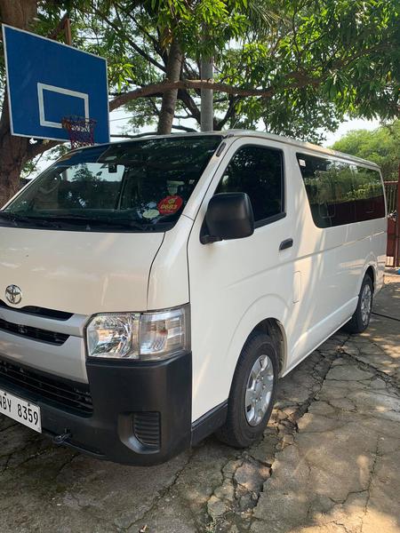 Toyota Hiace Van • 2017 • 114,000 km 4