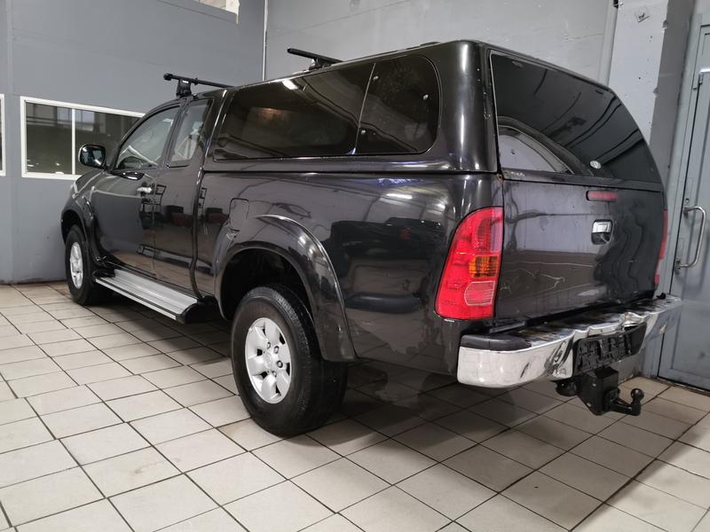 Toyota 4 Runner Limited • 2008 • 302,000 km 4