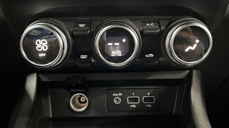 Renault Captur • 2021 • 32,539 km 32