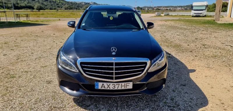 Mercedes-Benz 200 - 300 • 2017 • 188,443 km 2
