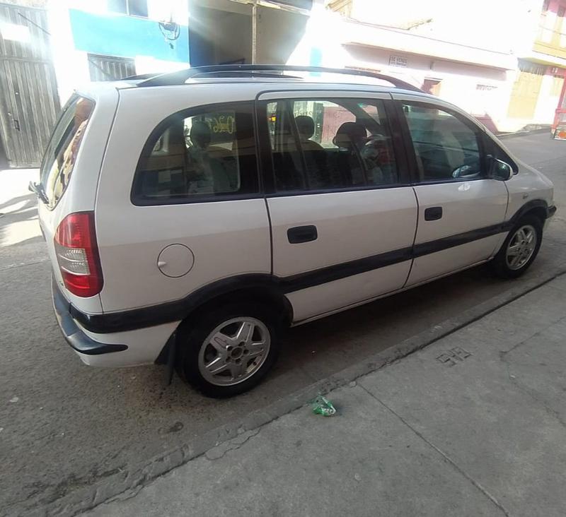 Chevrolet Zafira • 2003 • 226,414 km 5