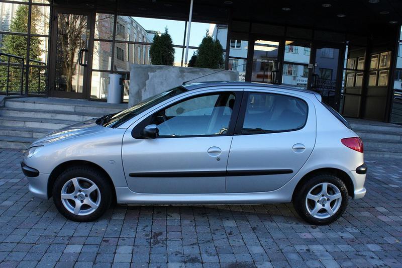 Peugeot 206 • 2006 • 119,000 km 1
