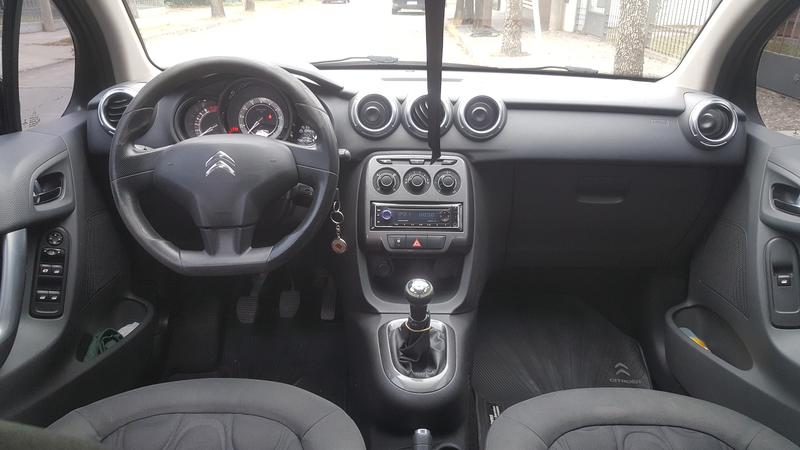 Citroën C3 • 2013 • 83,000 km 6