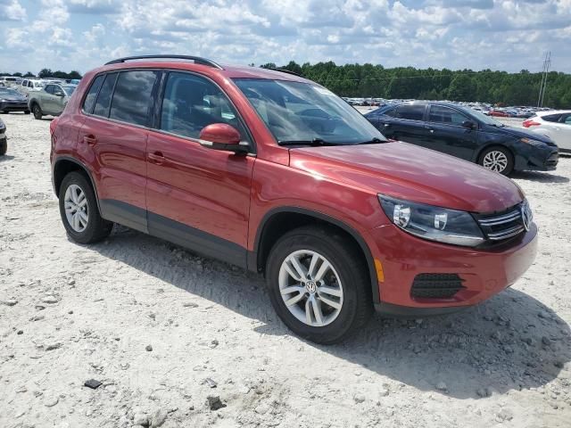 Volkswagen Tiguan • 2015 • 10,000 mi 1