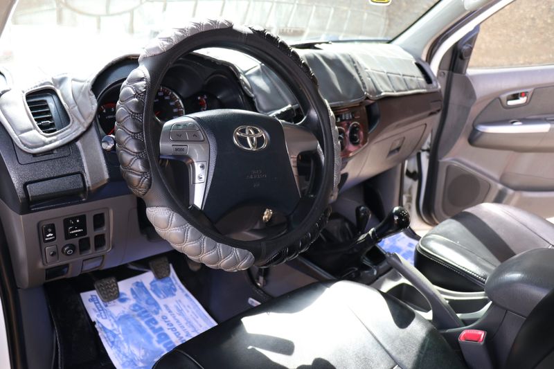 Toyota Hilux • 2014 • 155,115 km 6
