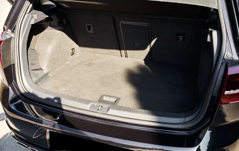 Volkswagen Golf R • 2015 • 187,000 km 6