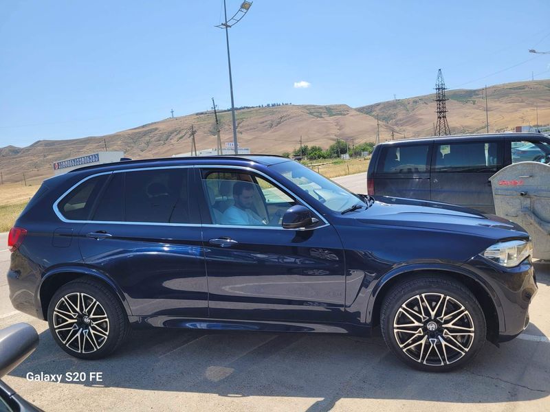 BMW X5 • 2015 • 92,000 mi 3