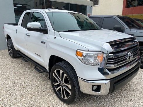 Toyota Tundra • 2016 • 99 km 2