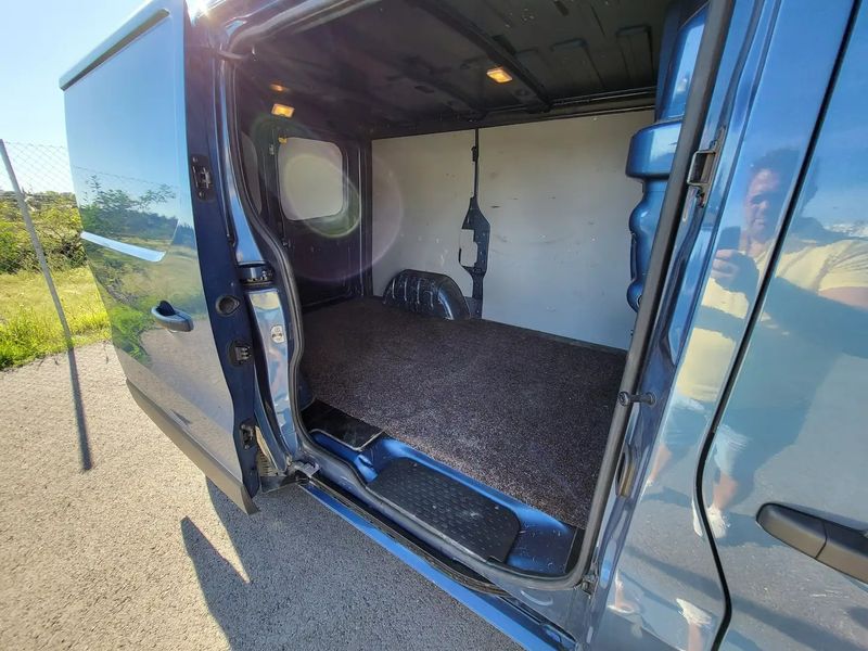 Nissan NV200 • 2018 • 116,000 km 2