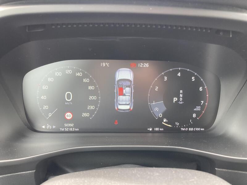 Volvo XC40 • 2021 • 50,273 km 30