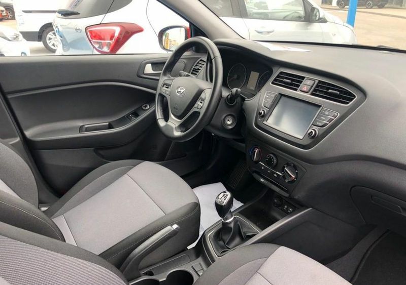 Hyundai Ioniq Hybrid • 2019 • 22,640 km 2