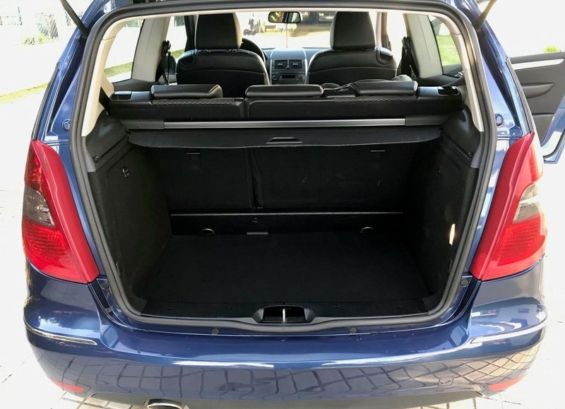 Mercedes-Benz A • 2008 • 191,000 km 5